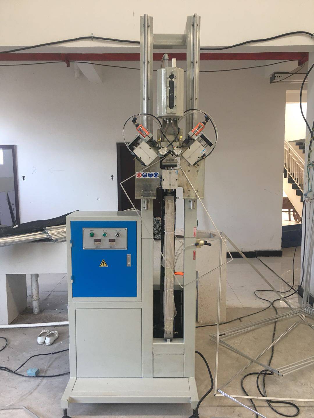 Insulating glass molecular sieve semi-automatic filling machine Insulating glass aluminum strip full(semi) automatic bending machine