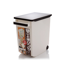 Japan imported household with hand lever roller anti-bug storage rice storage rice storage tank flour containing storage tank rice storage tank