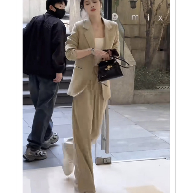 Casual Suit Set for Women, Autumn 2026 New Style, High-End Fashion, Elegant Professional Blazer with Wide-Leg Pants Casual Suit Set for Women, Autumn 2026 New Style, High-End Fashion, Elegant Professional Blazer with Wide-Leg Pants