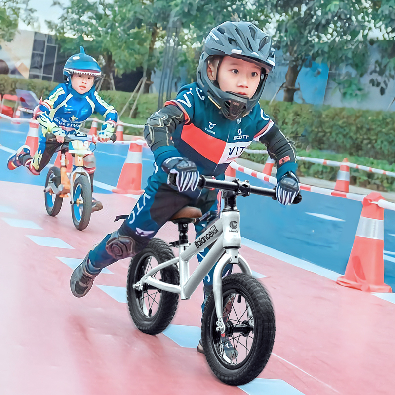 xe thăng bằng strider sport K Đức cân bằng xe trẻ em trượt bước chập chững xe đạp đôi không có bàn đạp trẻ em 2-3-6 tuổi yo - Smart Scooter xe cân bằng giá rẻ
