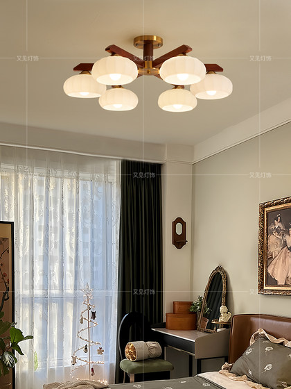 Medieval Style Living Room New Creative Glass Cover Chandelier French Light Luxury Style Bedroom Study High-End Chandelier