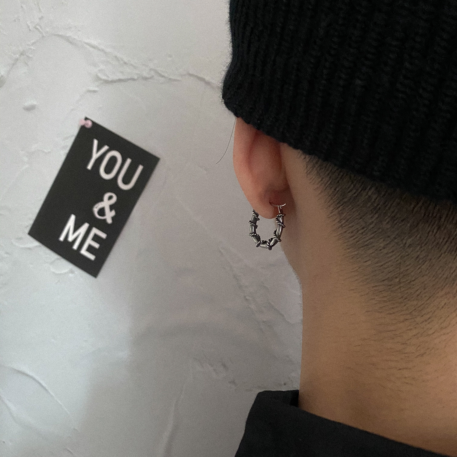 Carmen dark department trend thorns winding circle earrings hip-hop personality titanium steel ear needle ear jewelry for men and women