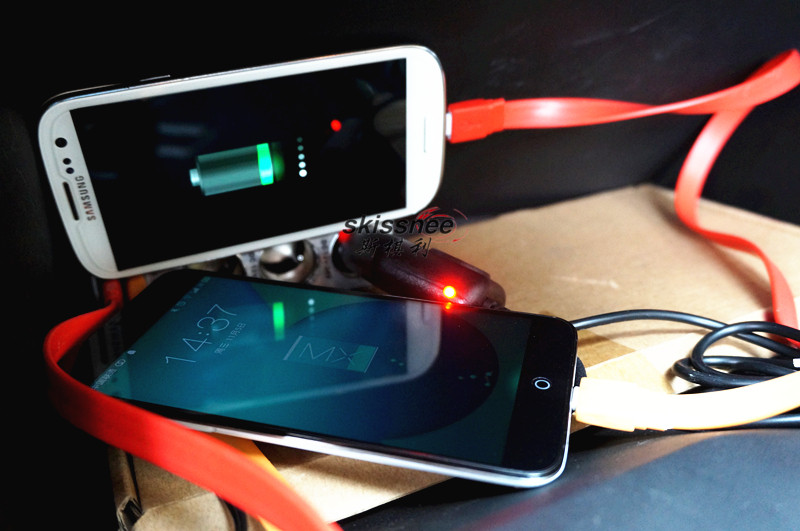 3.1A Dual USB Car Phone Charger, One Cigarette Lighter Adapter, Three Sockets, 3-Hole Car Charger