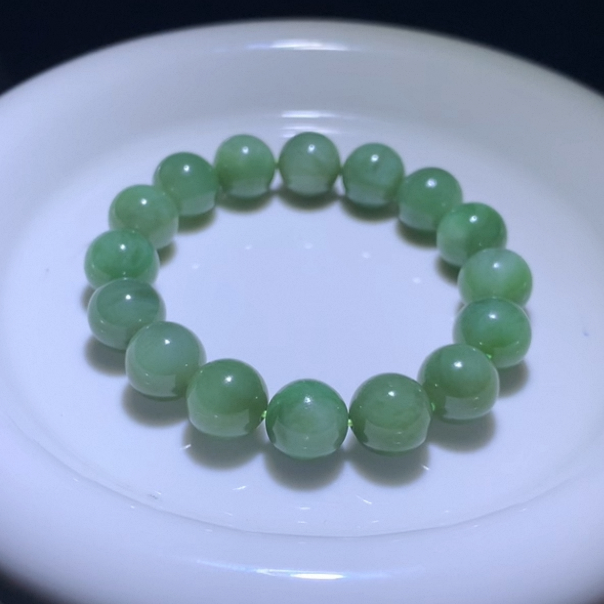 本物保証❣️天然無処理和田玉碧玉　高品質潤い満陽緑大粒碧玉ブレスレット　鑑定書付き 天然和田玉碧玉粉绿粉青12毫米左右一条（C3-261）