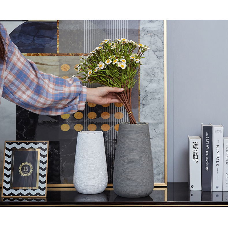 I and contracted ceramic vase furnishing articles sitting room creative flower arranging dried flower Nordic small pure and fresh household table decorations