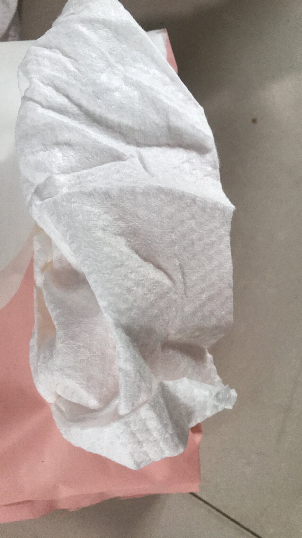 Thickened pearl tattooed cotton soft towel in a thick layer