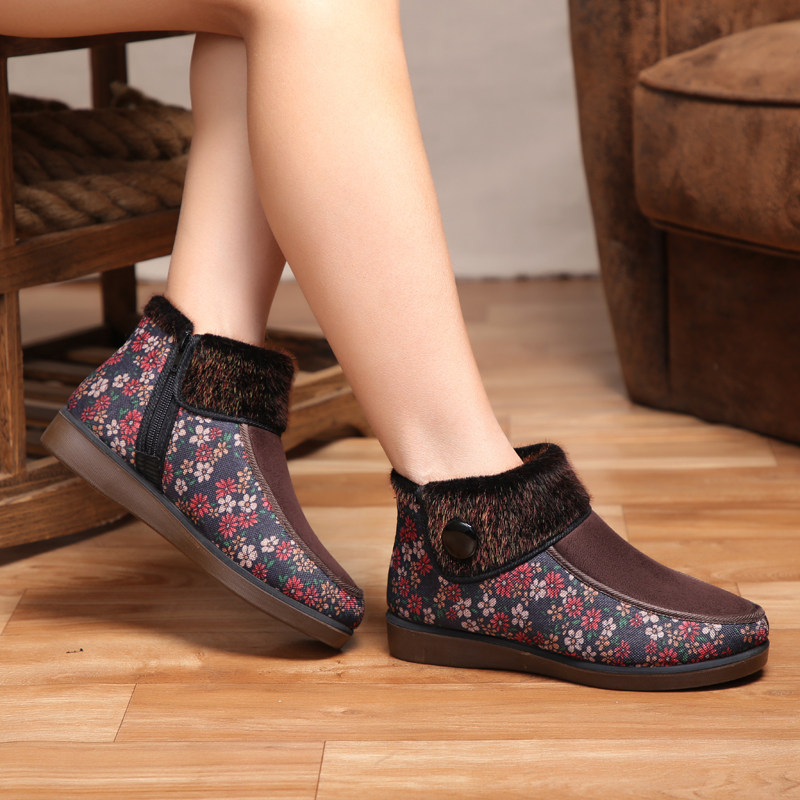 Taiheyuan old Beijing cloth shoes flagship store official women's winter high tube plus velvet warm cotton shoes for the elderly soft bottom non-slip