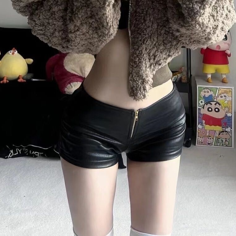 Sexy Retro Low-Waist Hip-Hugging Pu Leather Ultra-Short Shorts for Women 2026 Summer New Zipper Ultra-Short Hot Pants Boot Shorts