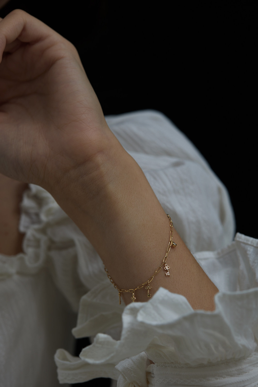 Authentic 18K Gold Diamond Bracelet | Taobao Direct - Product image 7