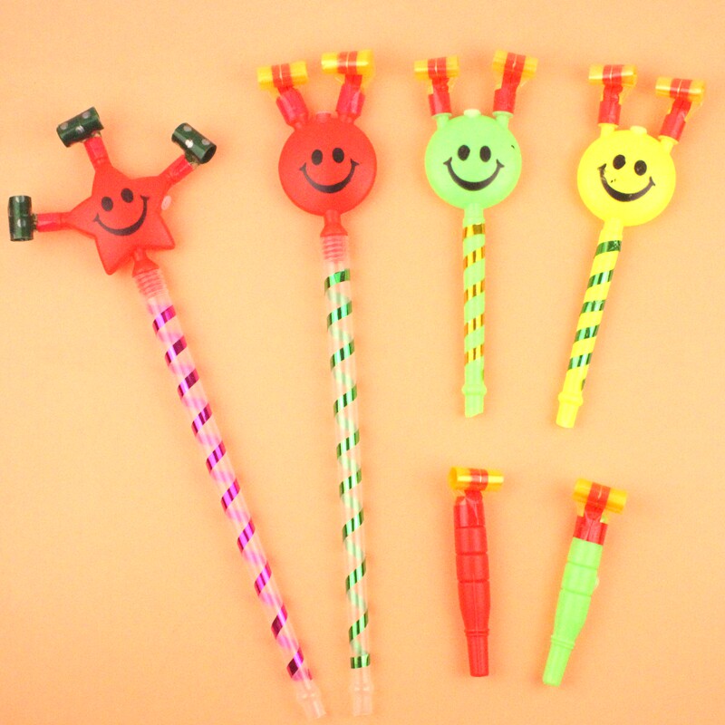 Smiley face blowing roll medium big five-pointed asterisk blowing dragon whistle micro-business push and drain small gift stall children's toys