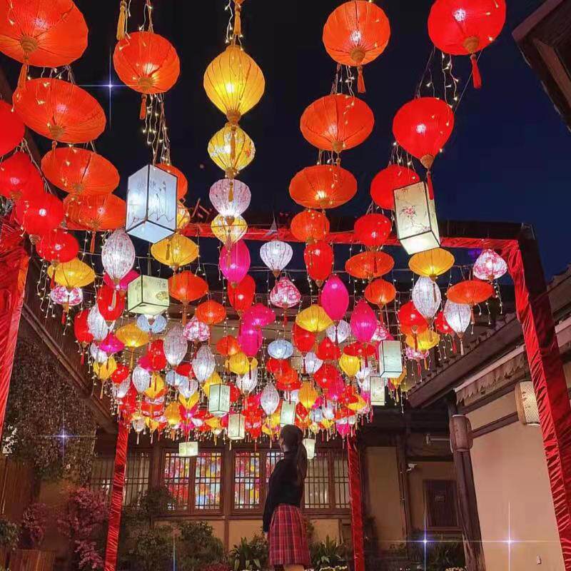 Summer Event Lantern Mall Beauty Chen Middle Style Outdoor Waterproof Street Creative Arrangement Luminous Vietnamese Diamond Lantern