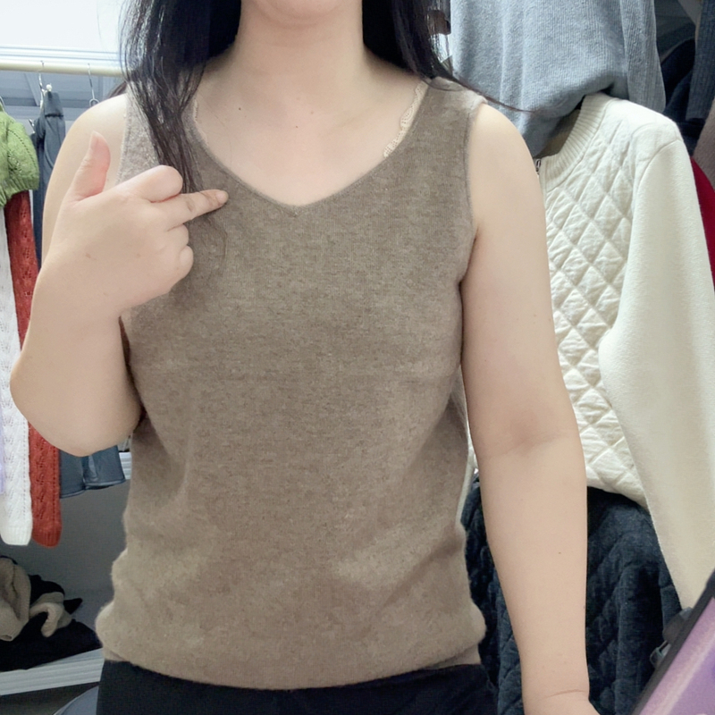 Special Offer~ Cashmere Vest Special Offer~ Cashmere Vest