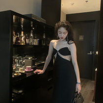 Vis gold black dress female 2020 Summer sexy temperament suspender goddess fan waist thin black dress