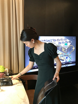 Vis gold French retro black dress female summer design sense niche Hepburn bubble sleeve temperament small black dress