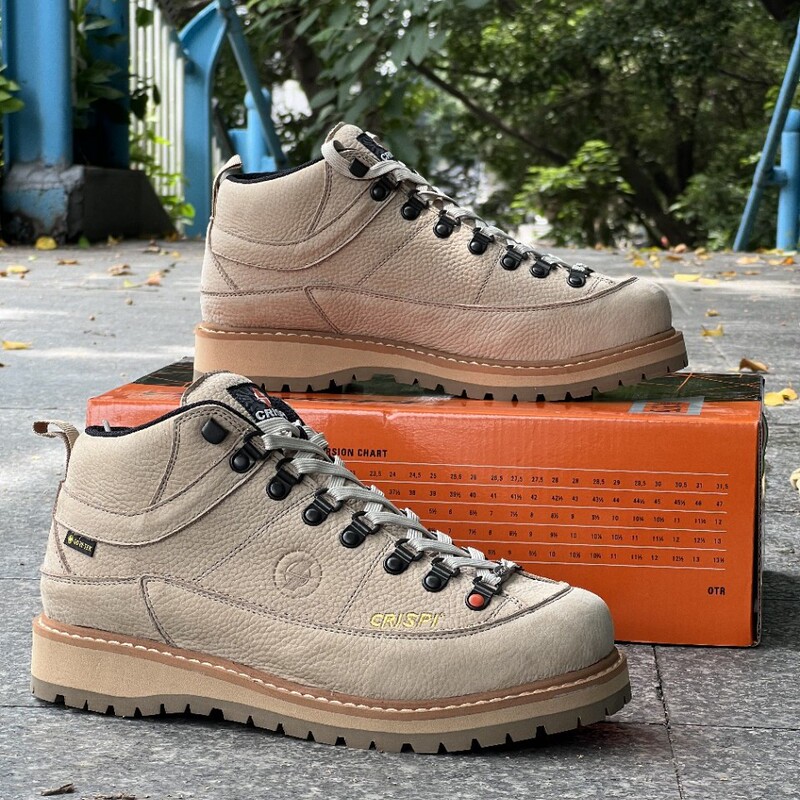 Italian Foreign Trade Genuine Leather Desert Gorx-Tex Waterproof Outdoor Hiking Shoes Vibam Non-Slip and Wear-Resistant Mountaineering Shoes Italian Foreign Trade Genuine Leather Desert Gorx-Tex Waterproof Outdoor Hiking Shoes Vibam Non-Slip and Wear-Resistant Mountaineering Shoes