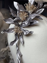 Mego Original Niche Imitation Leather Champagne Gold Handmade Flower Bridal Headwear Sample Shooting Location Style Travel Photoshoot