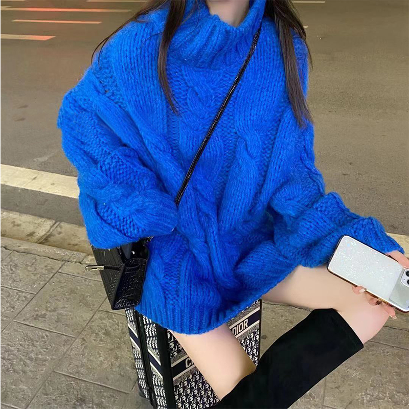 2022 new Klein blue half turtleneck soft waxy sweater women's early autumn popular style thickened small knitted top