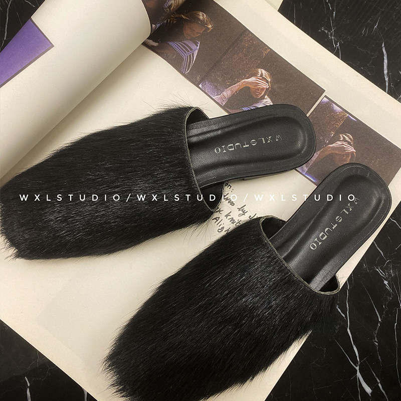 WXLSTUDIO hands a pair of lazy and fashionable streets wear it imported horse slippers and lady shoes