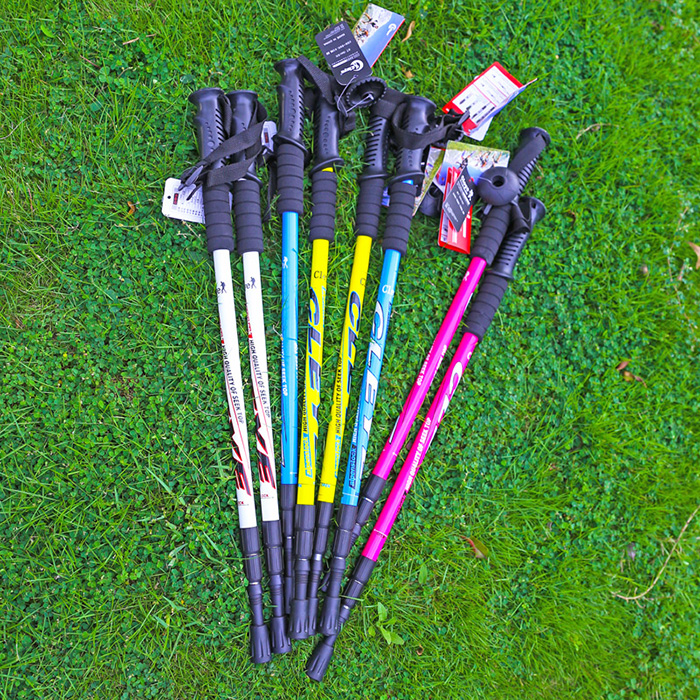 Ultralight trekking cực telescopic mía đi bộ leo núi gậy đi bộ thiết bị du lịch ngoài trời unisex gậy đi bộ gấp gọn có đèn