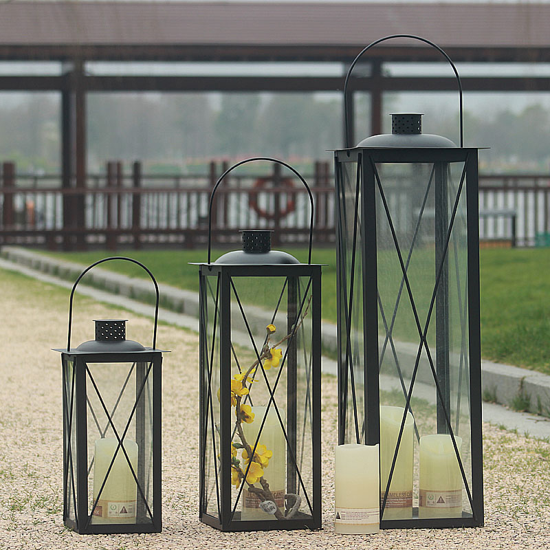 Nordic Iron Art Glass Retro Candle Lamp Outdoor Windproof Windproof Lamp Courtyard Candle Holders Wedding coal Oil Lamp road Pendulum Piece