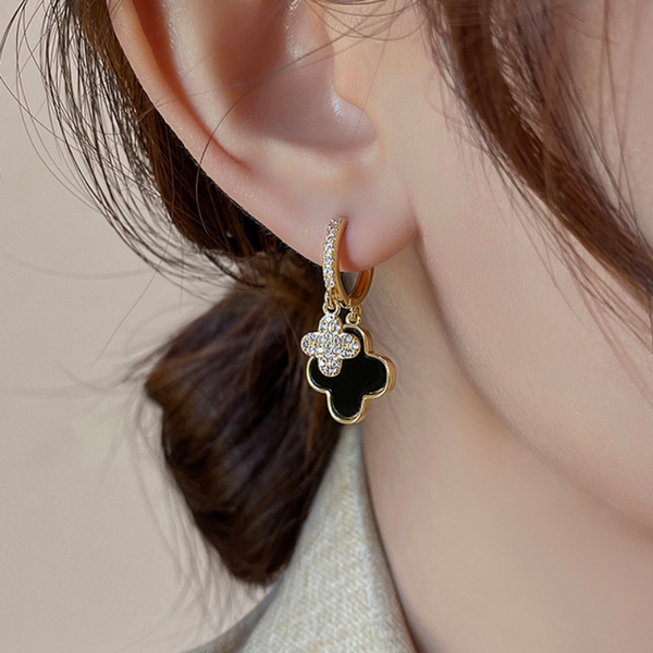 Outlets Discount Store Withdraw from Cupboard Big Sale Leak-Picking Fancy Accessible Luxury Four-Leaf Flower Ear Clip Earrings Female Earrings