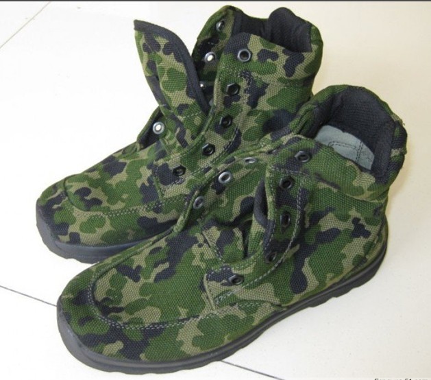 Stock Old stock High waist (moulded bottom) Mountaineering shoes Outdoor casual shoes