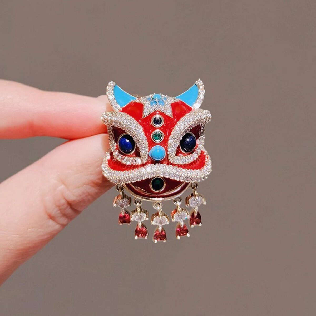 chinese lion dance brooch – red cultural statement fashion jewelry pin