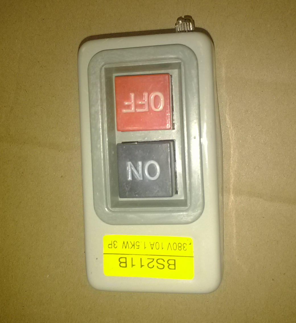 BS230B button switch three-phase pressure button switch 380V power switch start switch copper point quality