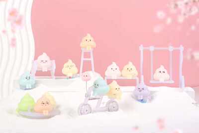 Emmm Jun's Fun Park series of blind box ornaments, funny and trendy toys, fun figurines and creative gifts