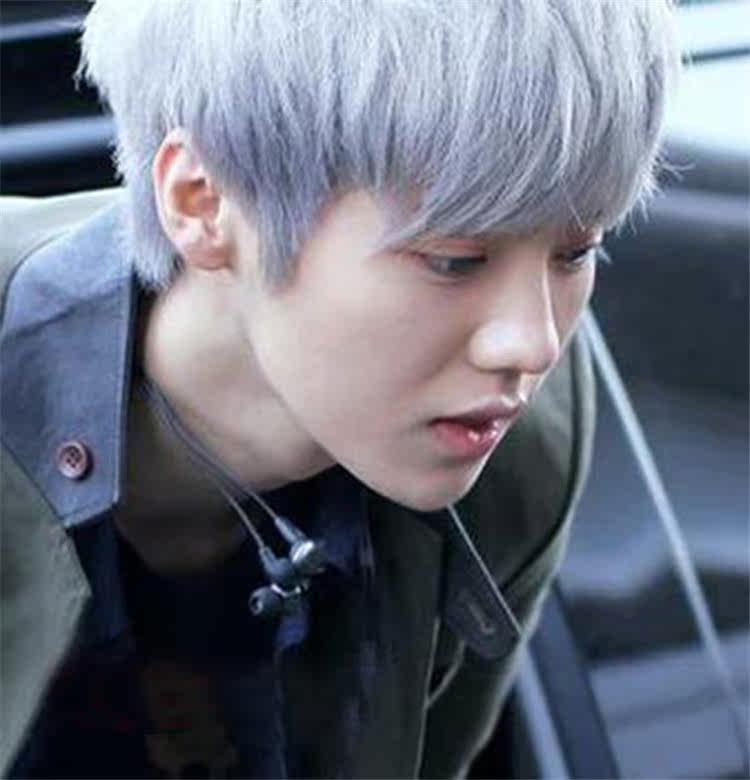 Perruque cheveux raides Court - Ref 2609325 Image 15