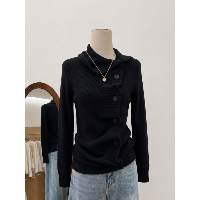 Painted Sheep Dark Style Asymmetrical Button Design Coarse Knit Hemmed Lapel Sweater for Women Painted Sheep Dark Style Asymmetrical Button Design Coarse Knit Hemmed Lapel Sweater for Women