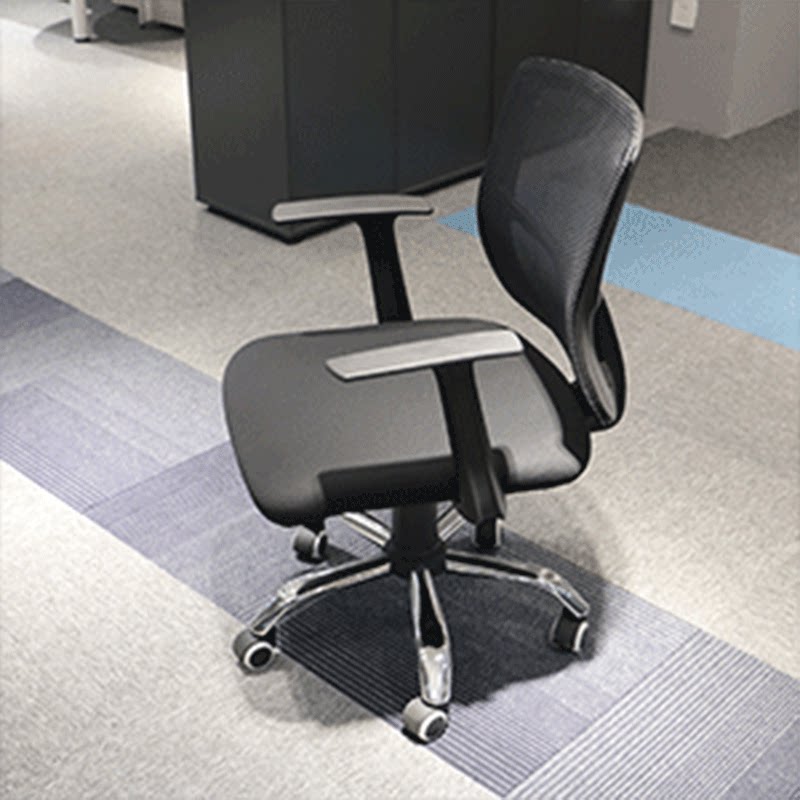 Outlet staff chair