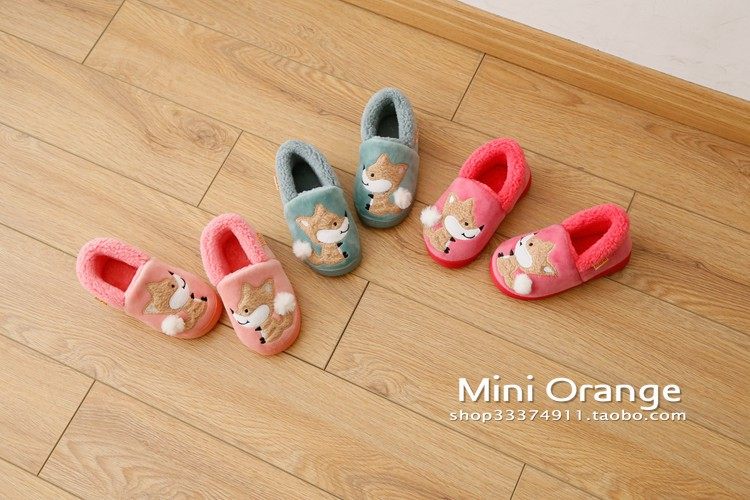 Pantoufles enfants en suède pour hiver - Ref 1009846 Image 3