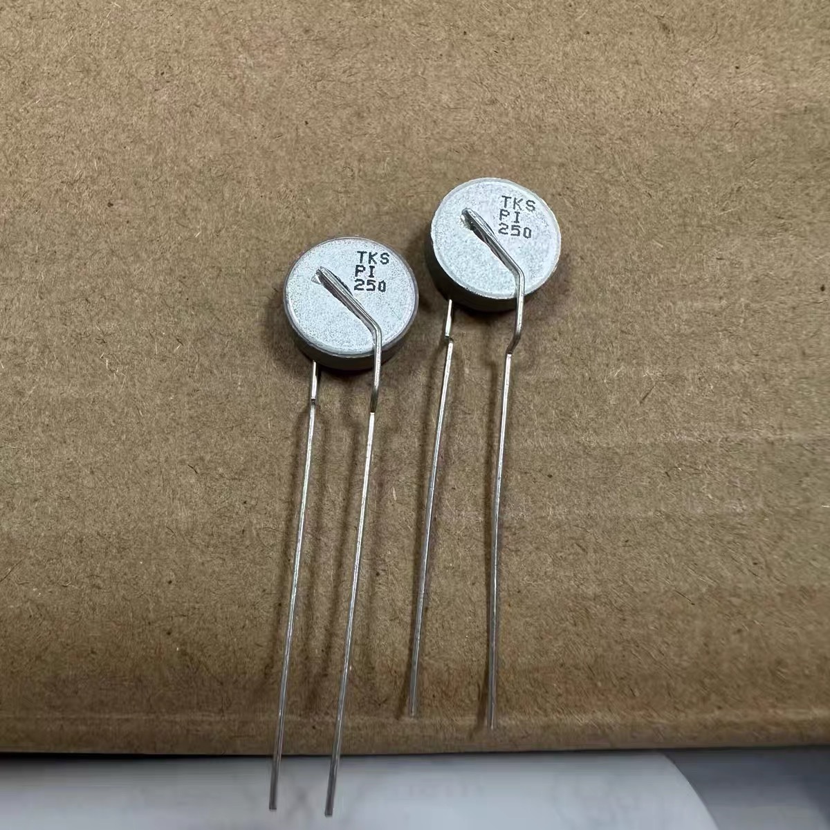 Import Xingqin PTC thermistor TKS PI 250 PPL11250-A2C8 overload protection 25 O-Taobao