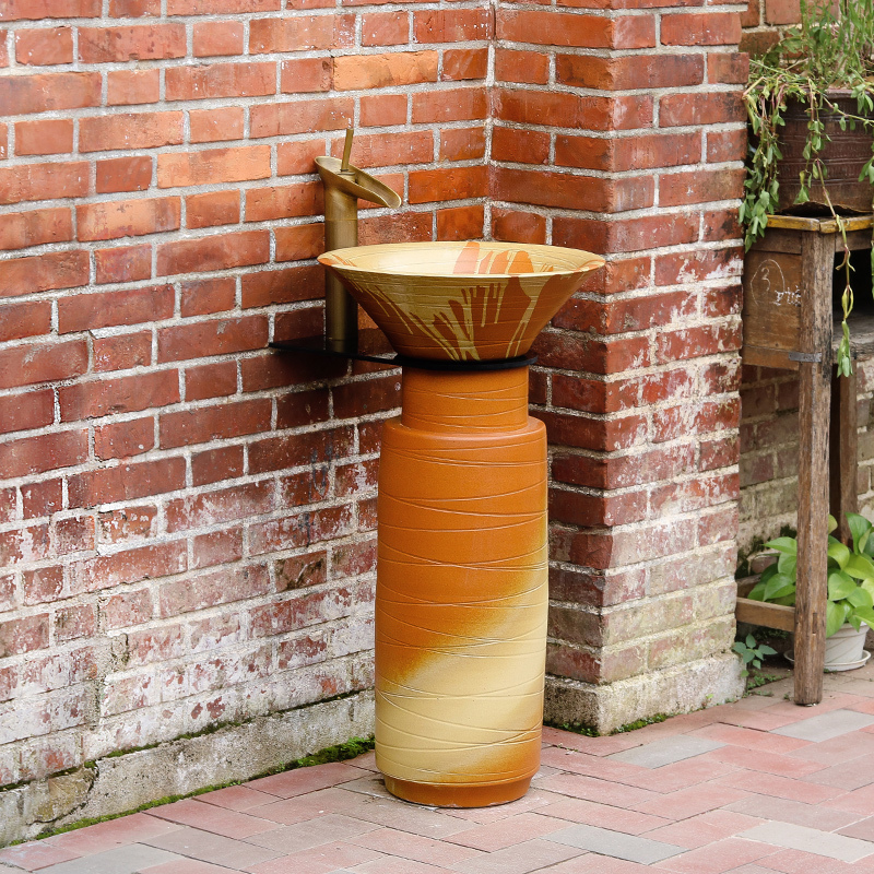 Pillar lavabo toilet stage basin integrated industrial wind landing balcony face ceramic basin is suing the column column