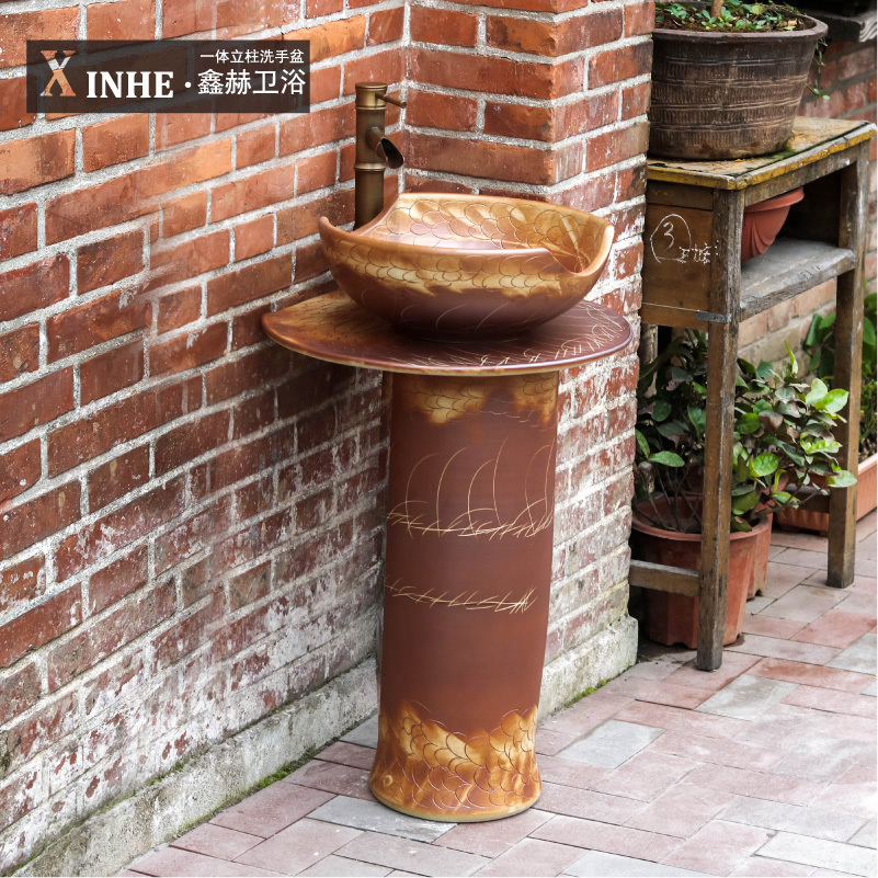 Lavabo ceramic pillar one floor its art restoring ancient ways the pool that wash a face basin bathroom balcony toilet