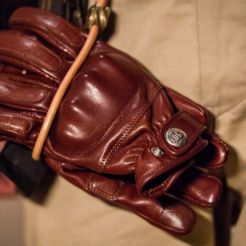 FOGY new spring and summer tire sheepskin silver buckle Harley motorcycle full finger shell vintage gloves motorcycle breathable protection