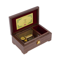 Sankyo30 sound walnut wooden music box Sky City Canon music box to send girl couple birthday gift