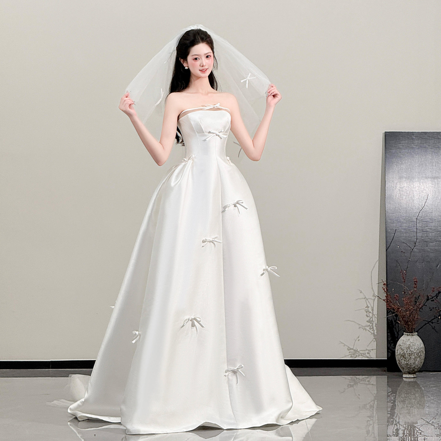 Атласное свадебное платье-топик 2025 new bride из небольшой пряжи French light, простое, невесомое, с небольшим шлейфом, высокого качества