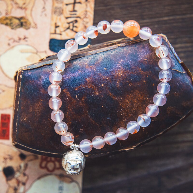 Property Kitty Cat bell Lychee Freeze South Red Ice Floats 925 Silver Handmade Strings