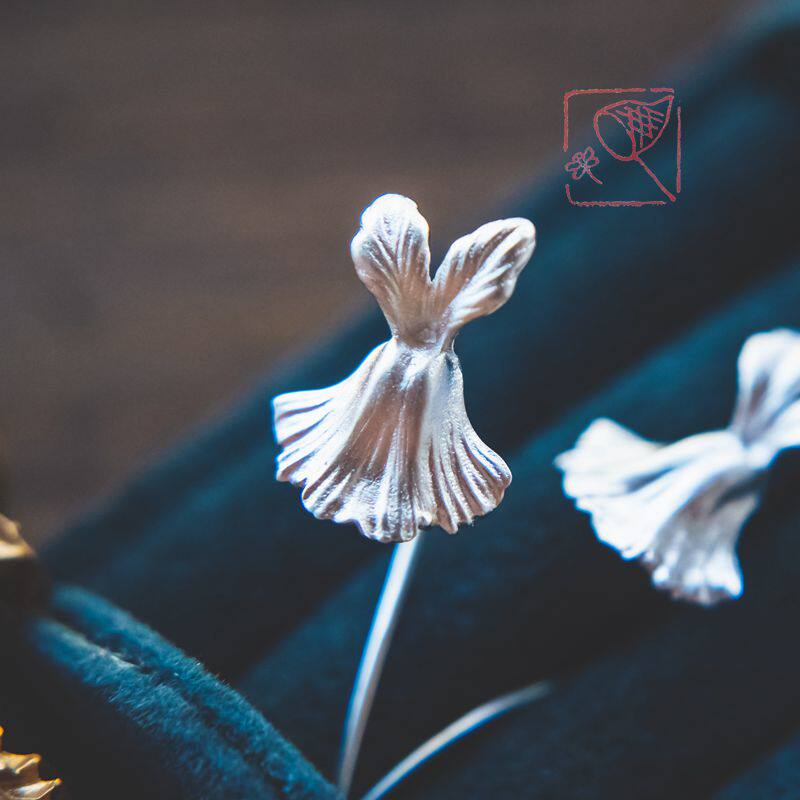 Little white rabbit raccoon algae 925 silver realistic style floral national wind earrings ear hook earrings