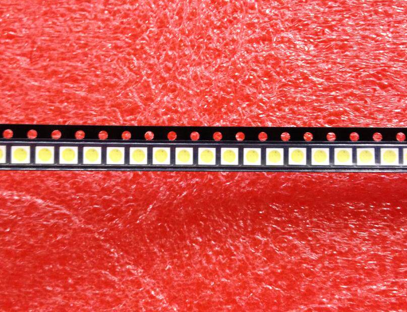 Supply LED LCD TV 3030 patch light Pearl brand new cold white light 1W Voltage 6V Quality assurance