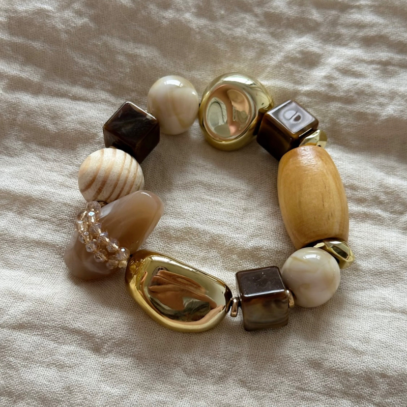 Vintage Hazelnut Brown Coffee Cube Resin Bracelet for Women, Wooden Bead Elastic Bracelet, Bohemian Style, 2026 Trendy