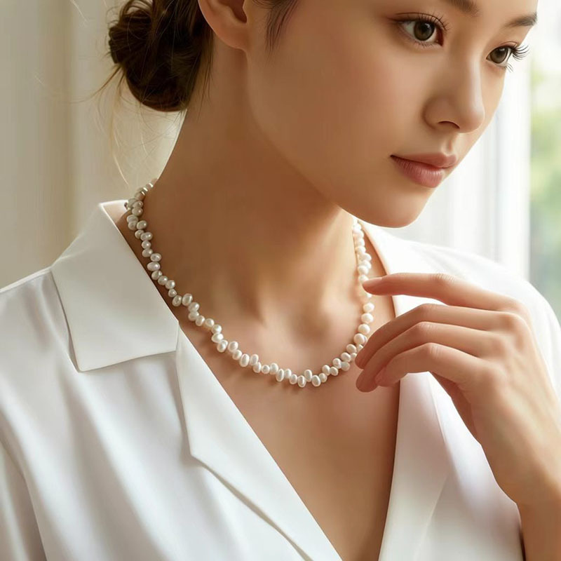Natural Freshwater Baroque Pearl Necklace with 925 Silver Clasp, Adjustable, Niche Luxury Collarbone Chain, Gift for Girlfriend or Best Friend