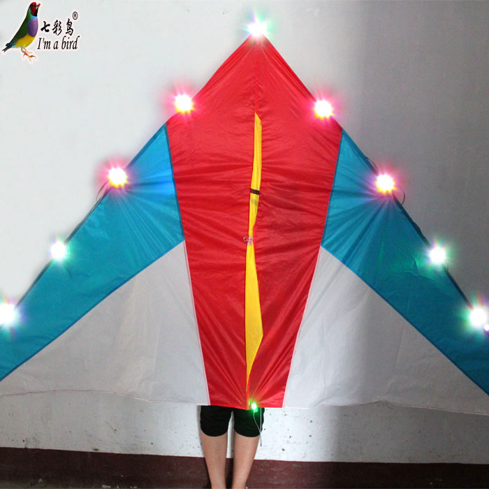 Luminous kite common red white blue triangle with 20 head lamp bearing in white wheel 22cm 500 meters
