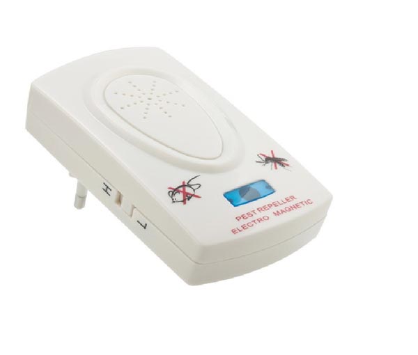 Ultrasonic electronic insect repellent drives cockroach-repellent electronic insect repellent to repel mosquito mosquitoes