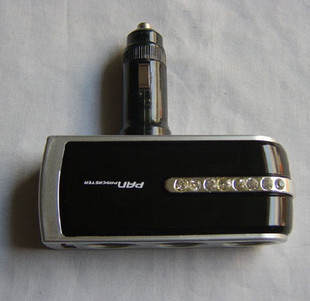 In-line drill-set car cigarette lighter one drag three one turn three one minute three with USB interface 1 minute 3 car