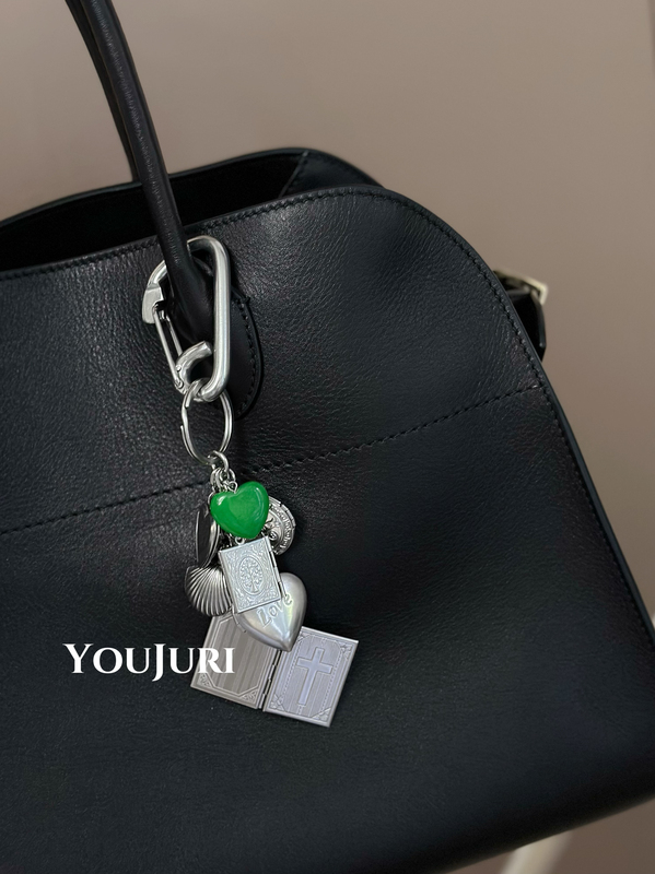 Youjuri Original Design Cleanfit Retro Photo Frame with Heart Stone Pendant Bag Pendant Necklace Multi-Purpose Youjuri Original Design Cleanfit Retro Photo Frame with Heart Stone Pendant Bag Pendant Necklace Multi-Purpose