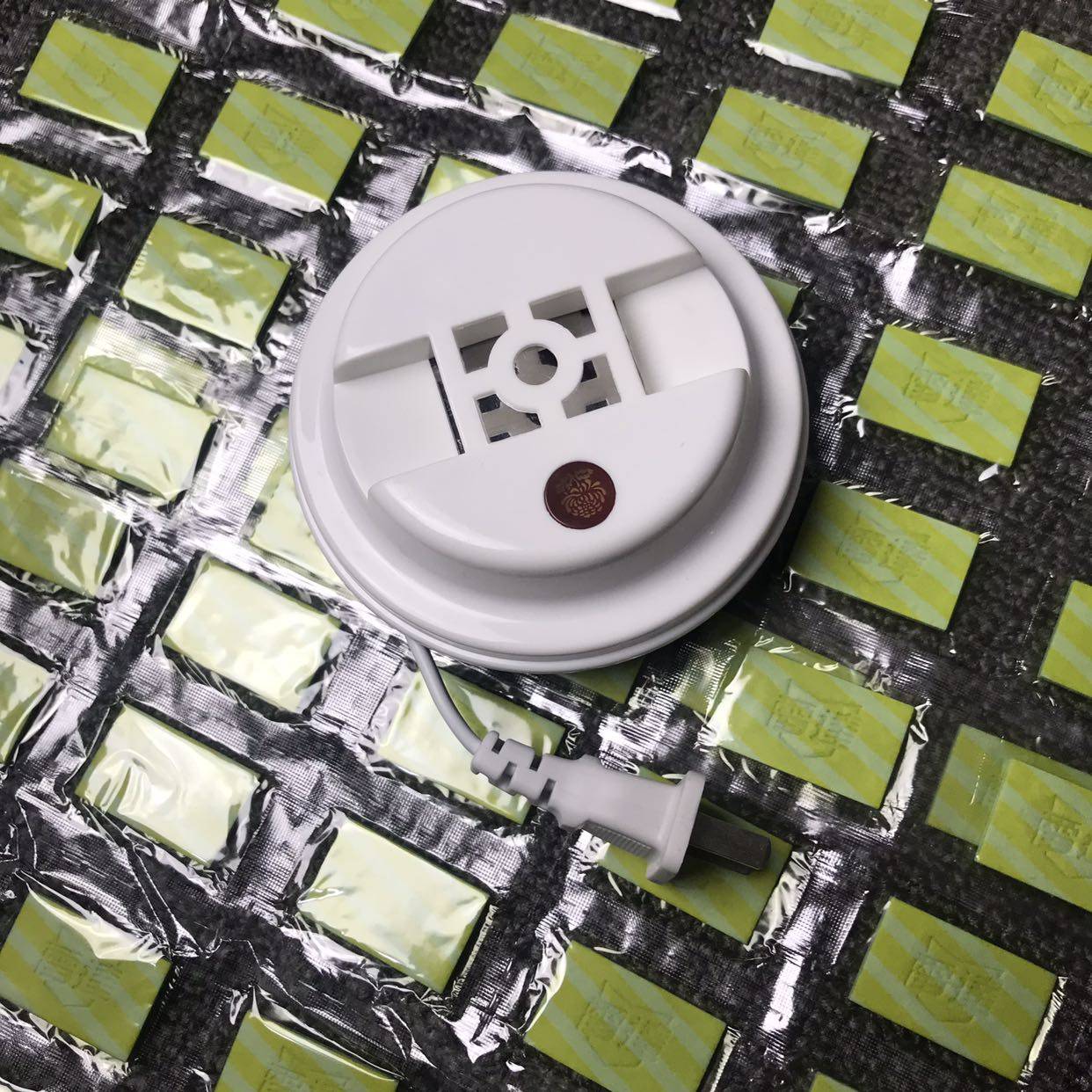 Radar electric mosquito flake repellent mosquito fragrance bulk household hotel Hotel 330 pieces 1 trailer