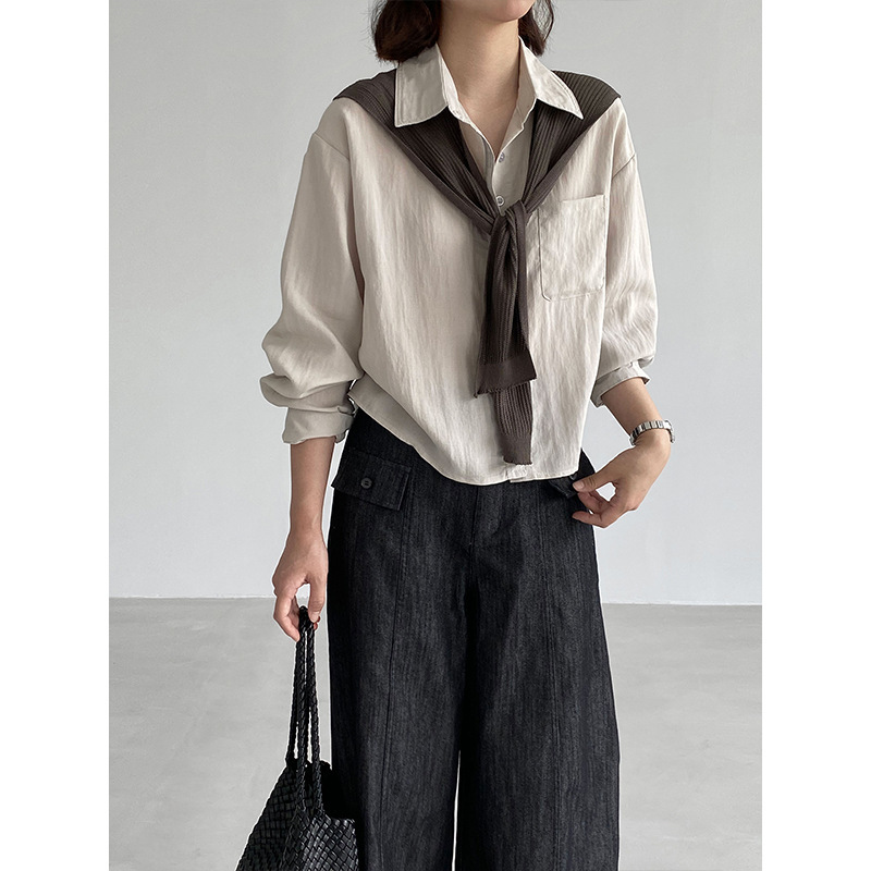 Early Autumn Korean-Style Collared Shirt + Knitted Shawl Set for Women, Short Style for Petite Figures, Waist-Cinching, Slimming, Commuter Two-Piece Set Early Autumn Korean-Style Collared Shirt + Knitted Shawl Set for Women, Short Style for Petite Figures, Waist-Cinching, Slimming, Commuter Two-Piece Set